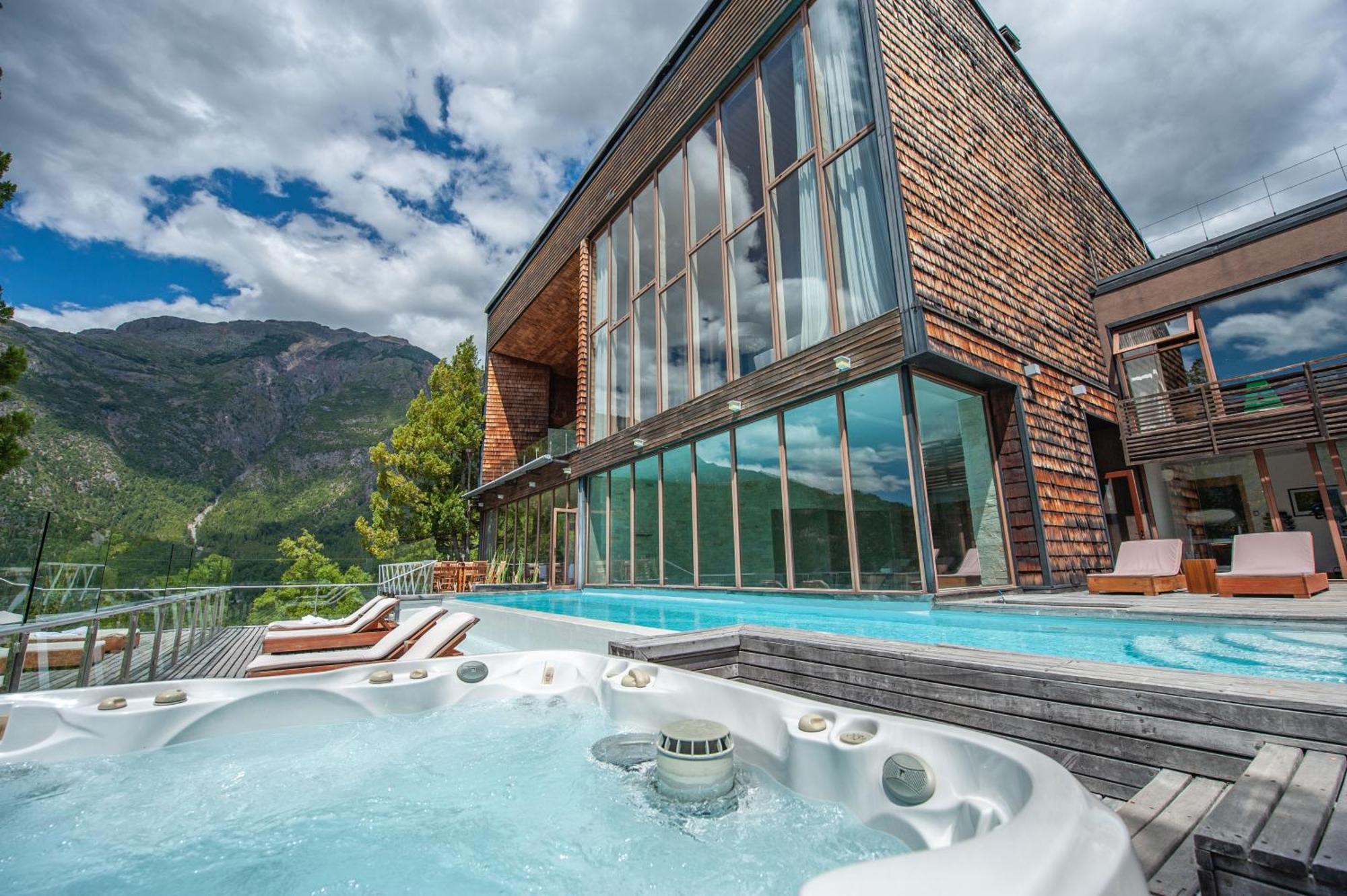 פוטלאופו Uman Lodge Patagonia Chile מראה חיצוני תמונה