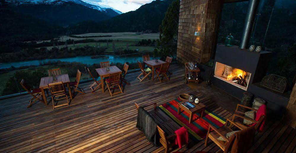 פוטלאופו Uman Lodge Patagonia Chile מראה חיצוני תמונה